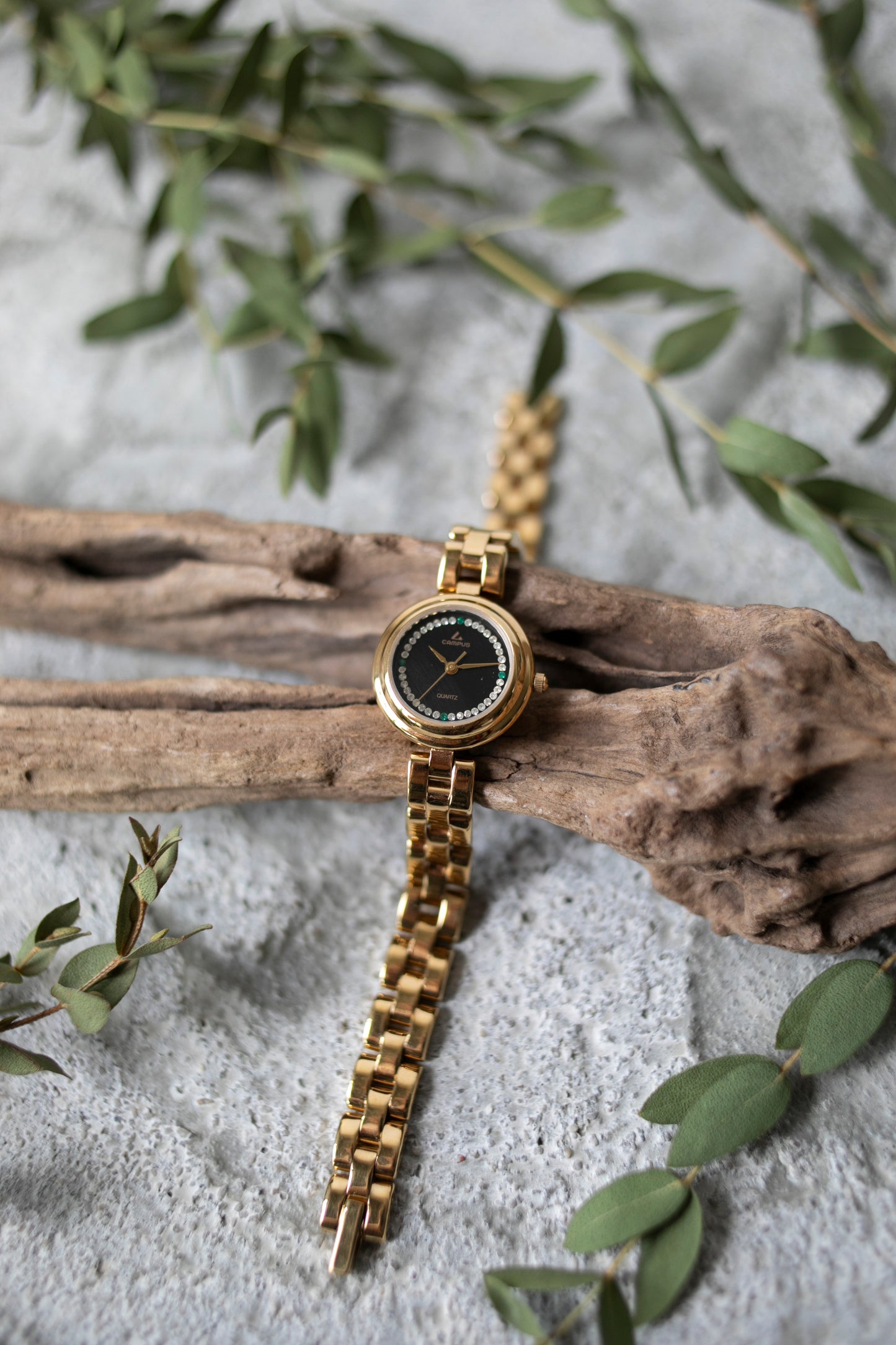 True Vintage: Campus Emerald