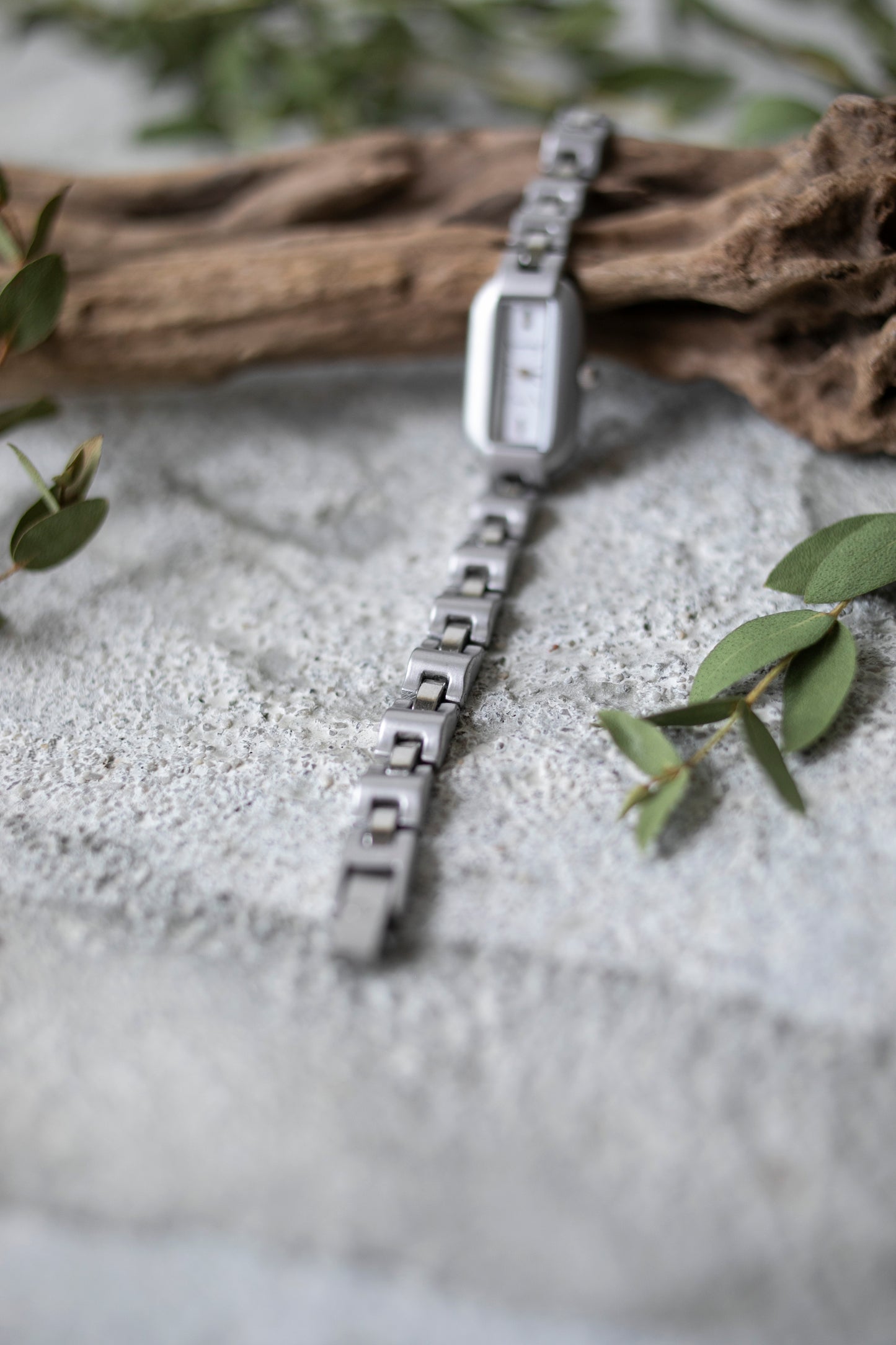 True Vintage: Charles Capsule (White)