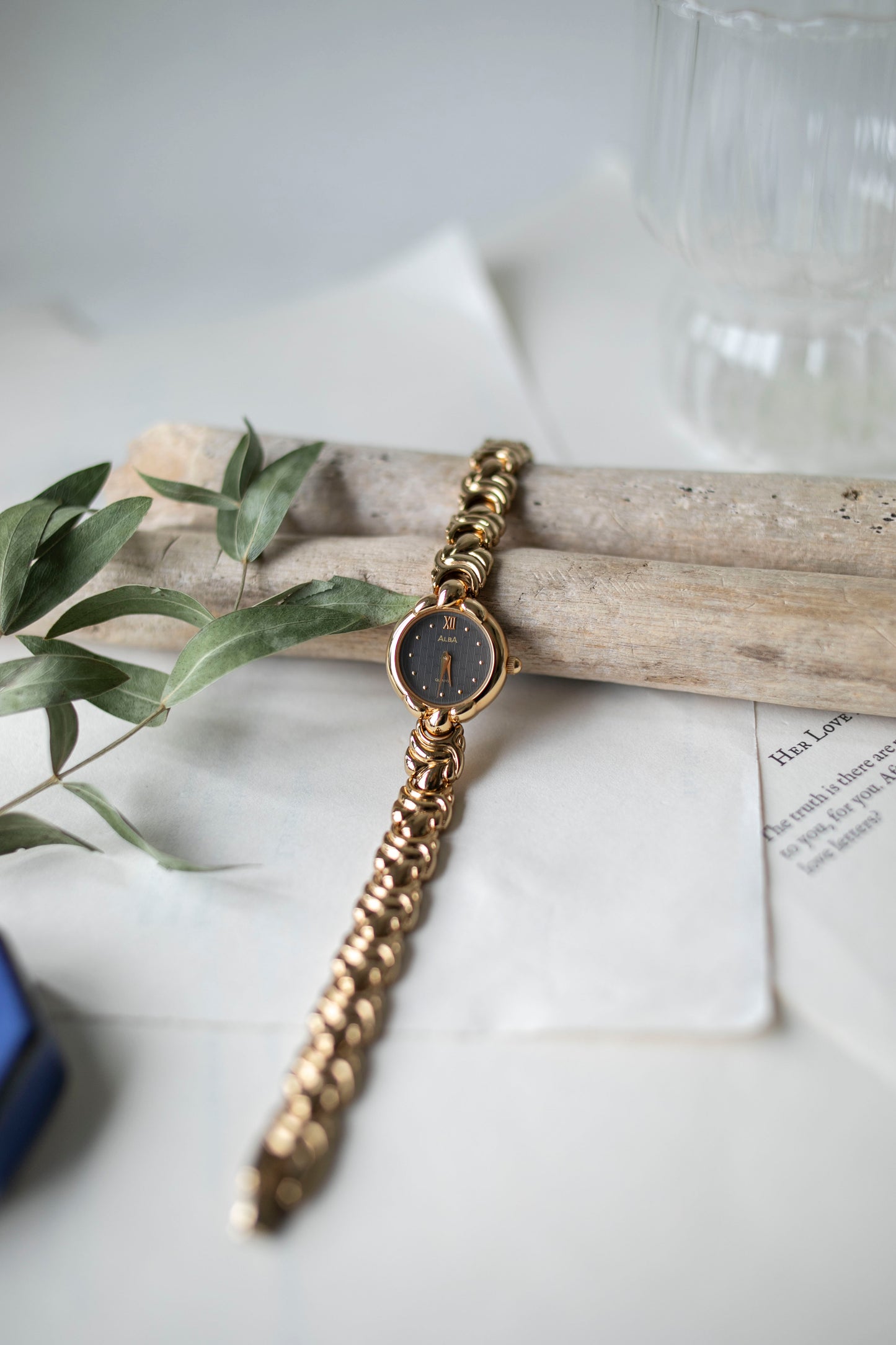 True Vintage: Alba Willow