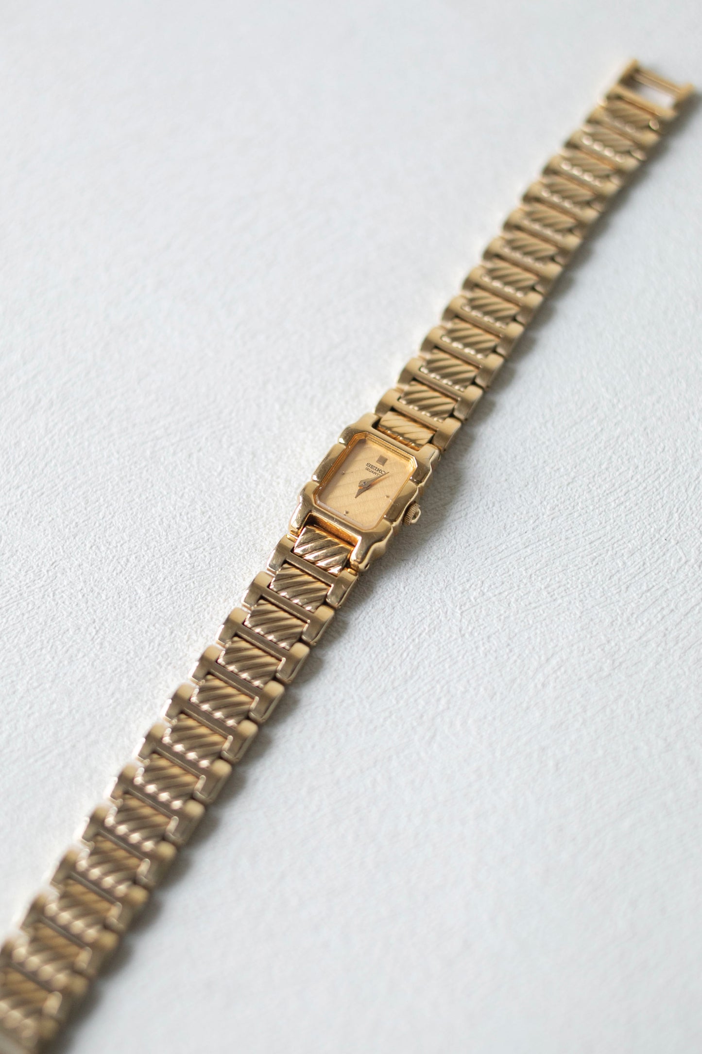 True Vintage: Seiko S124 (10873437716639)