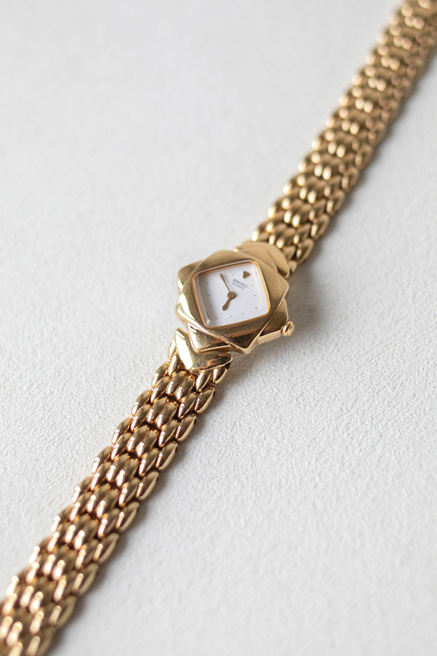 True Vintage: Seiko S2 (White) (10871319232671)