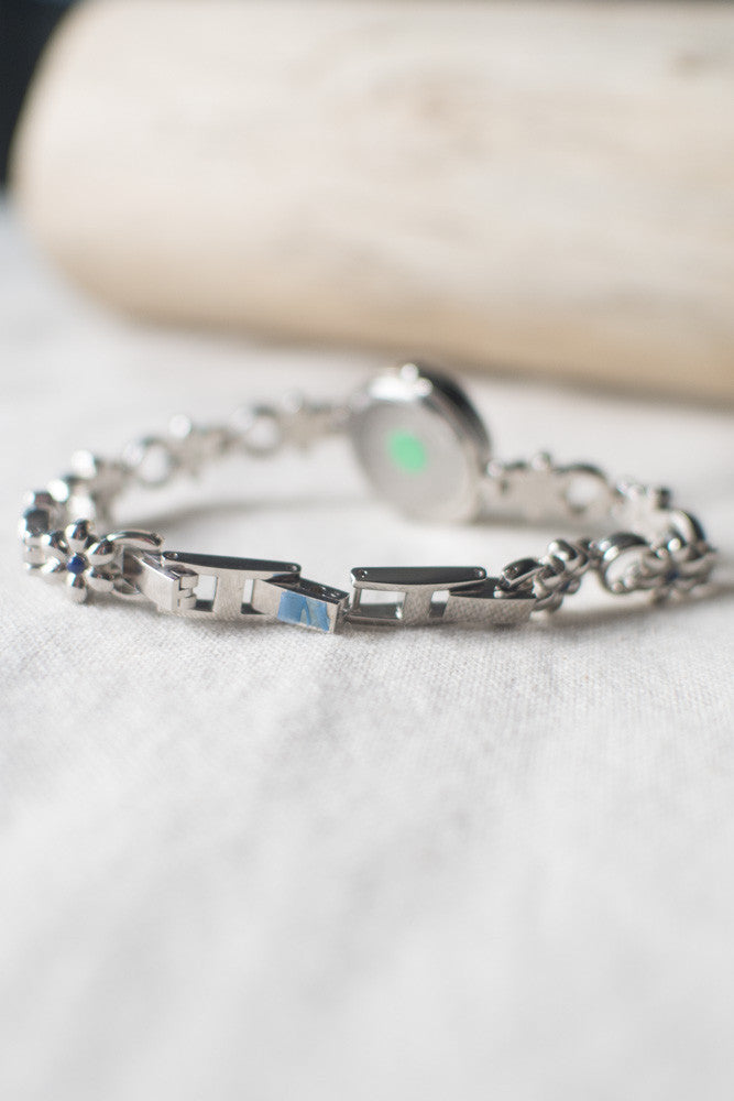 True Vintage: Blue Pooh w/ Flower Chain