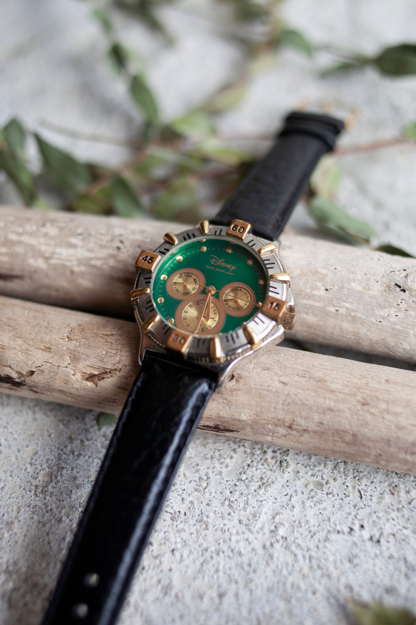 True Vintage: Mickey Emerald Chronograph