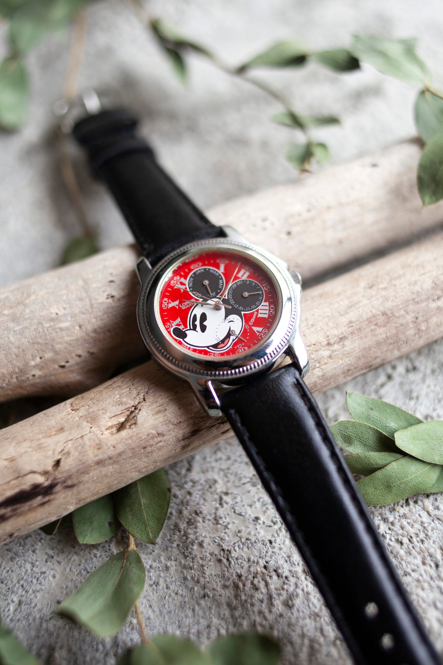 True Vintage: Mickey Crimson Trio (7017618309279)