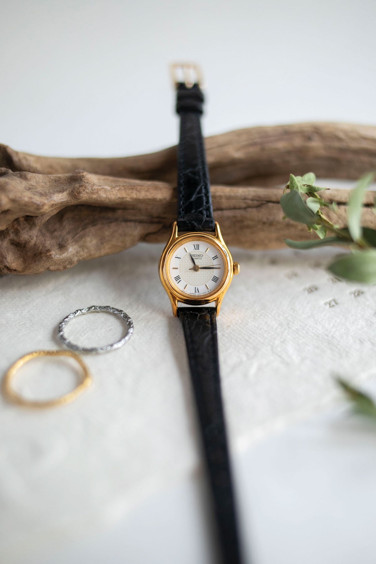 True Vintage: Seiko Naomi (White)