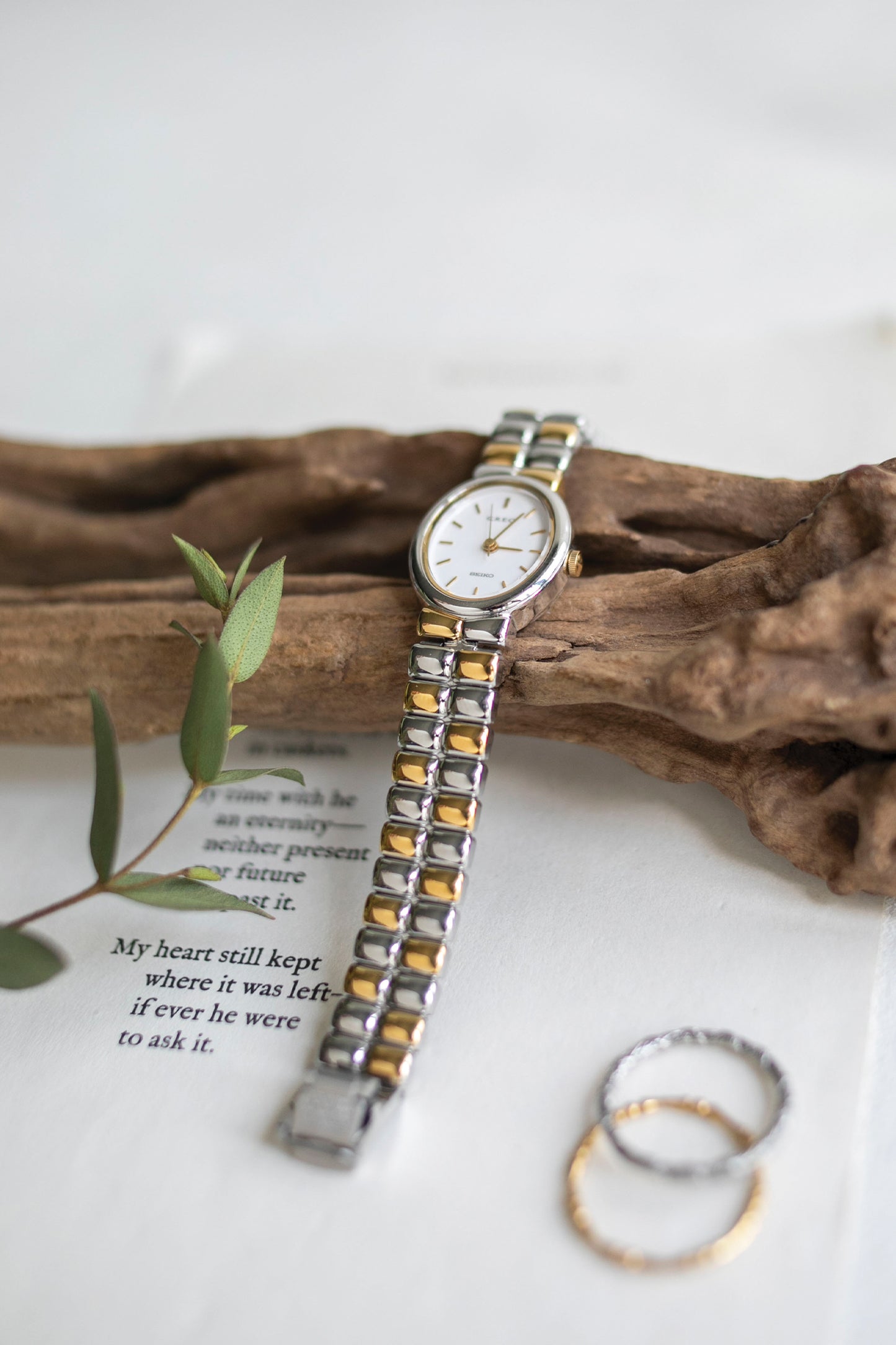 True Vintage: Seiko Creo Oval 1998 (10907573158047)