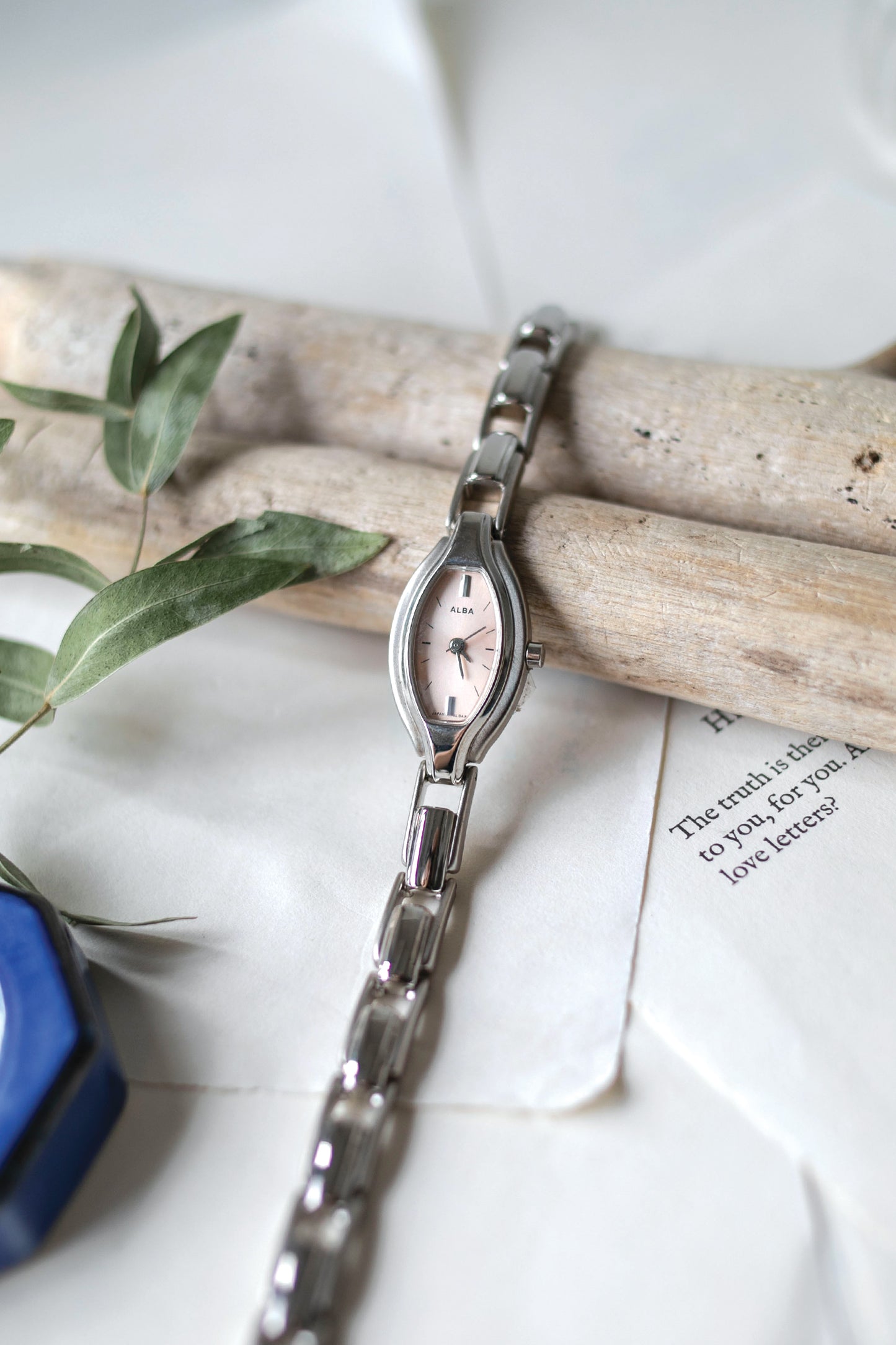 True Vintage: Alba Peach