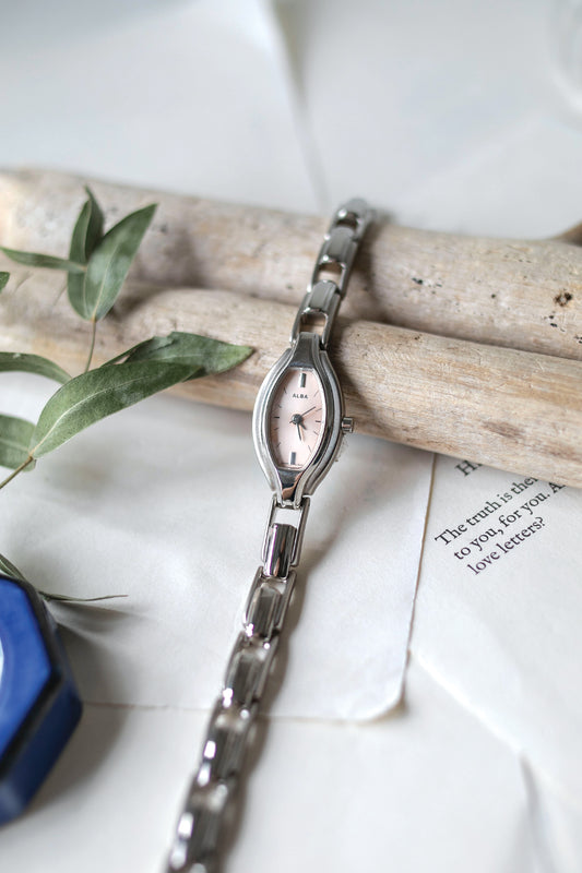 True Vintage: Alba Peach