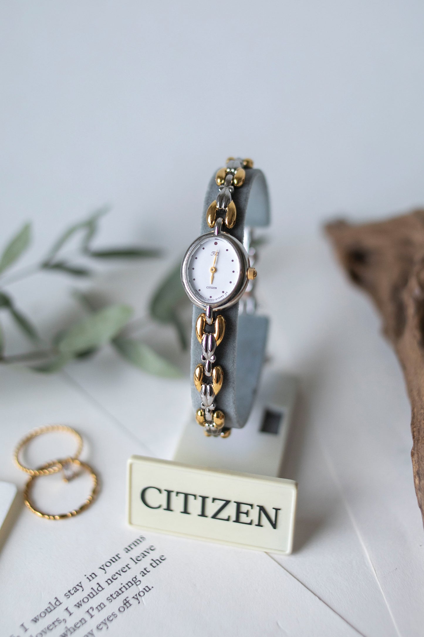 True Vintage: Citizen Twirl