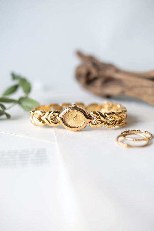 True Vintage: Seiko Lyra (Gold)