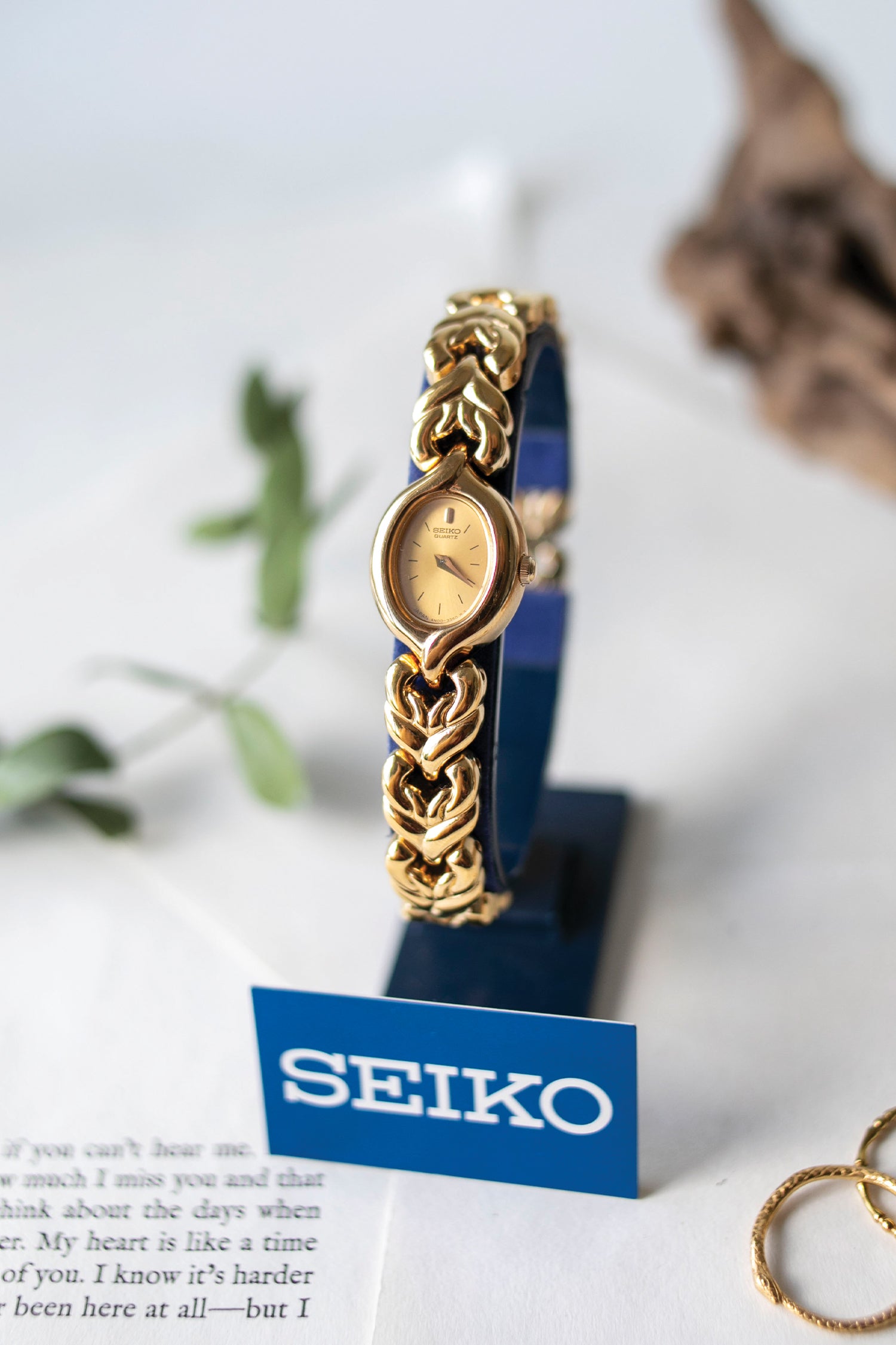True Vintage: Seiko Lyra (Gold) (10881763344543)