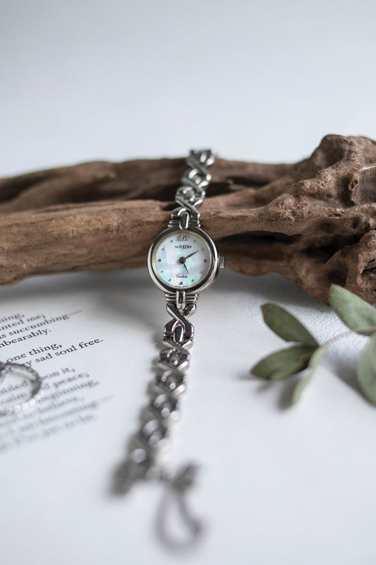 True Vintage: Aureole Glisten