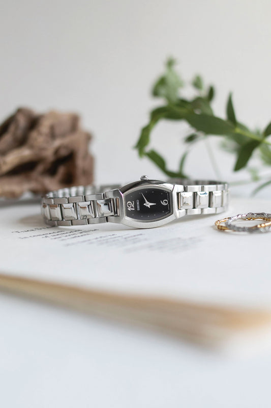True Vintage: Seiko Estelle (Silver)