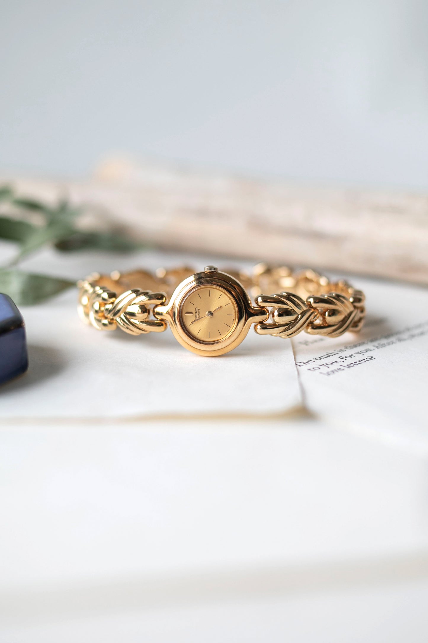 True Vintage: Seiko Alara (Gold) (10870090465439)