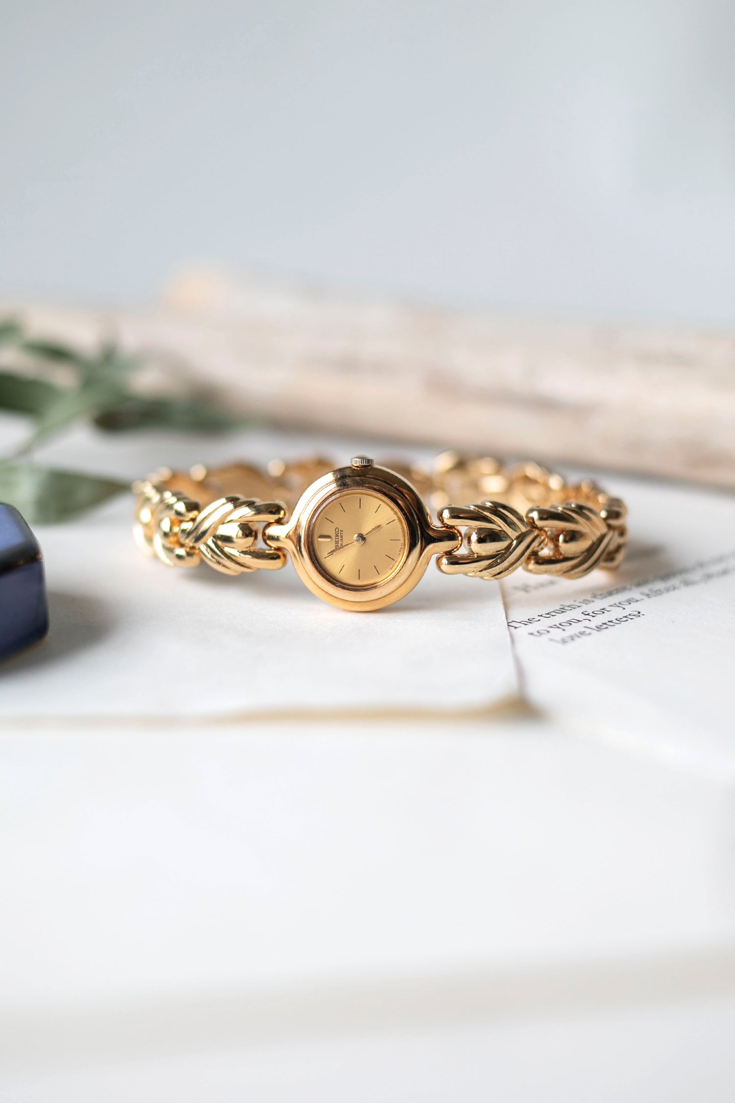 True Vintage: Seiko Alara (Gold) (10870090465439)