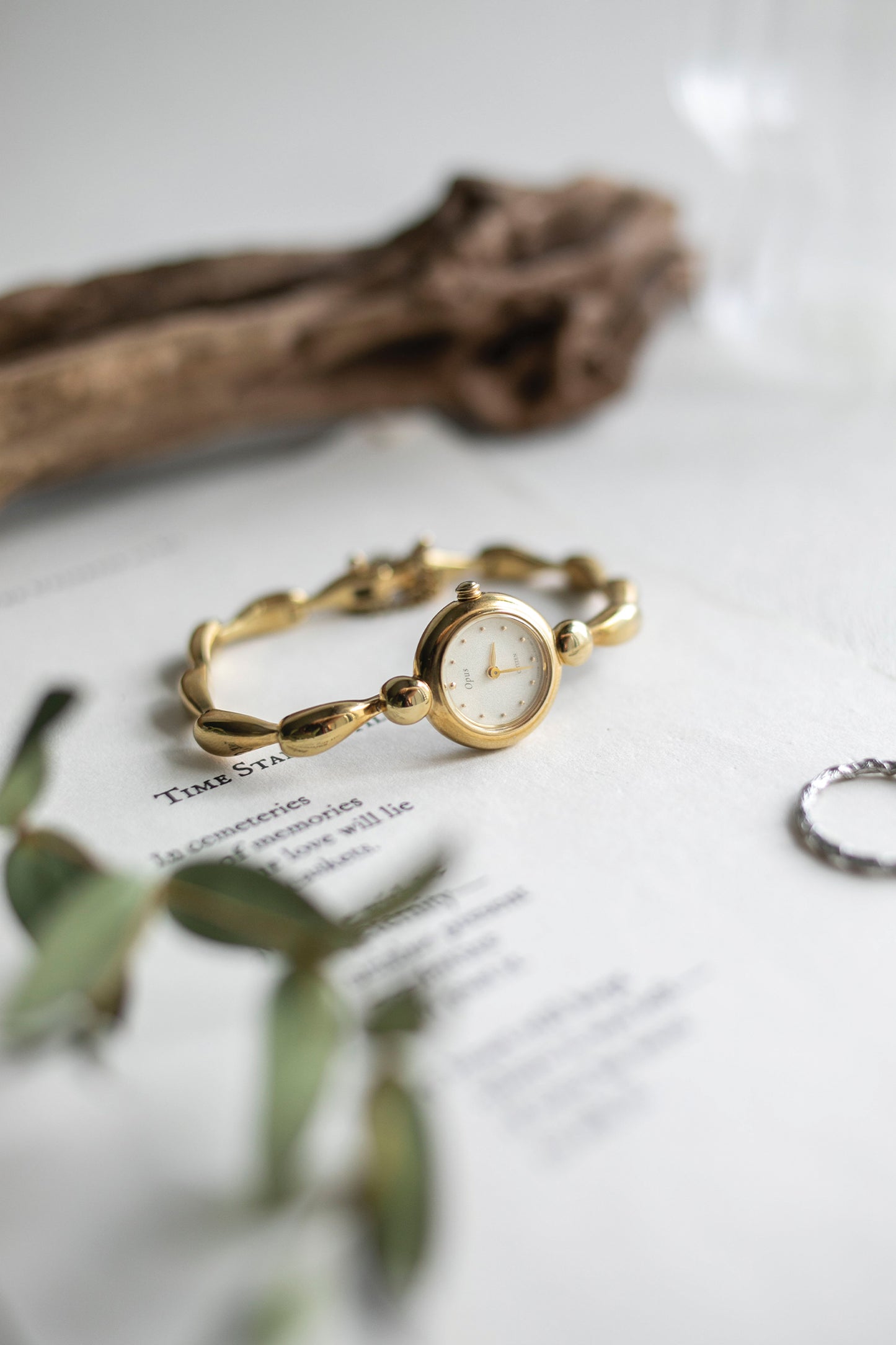 True Vintage: Citizen Teardrop (Gold) (10906554204319)