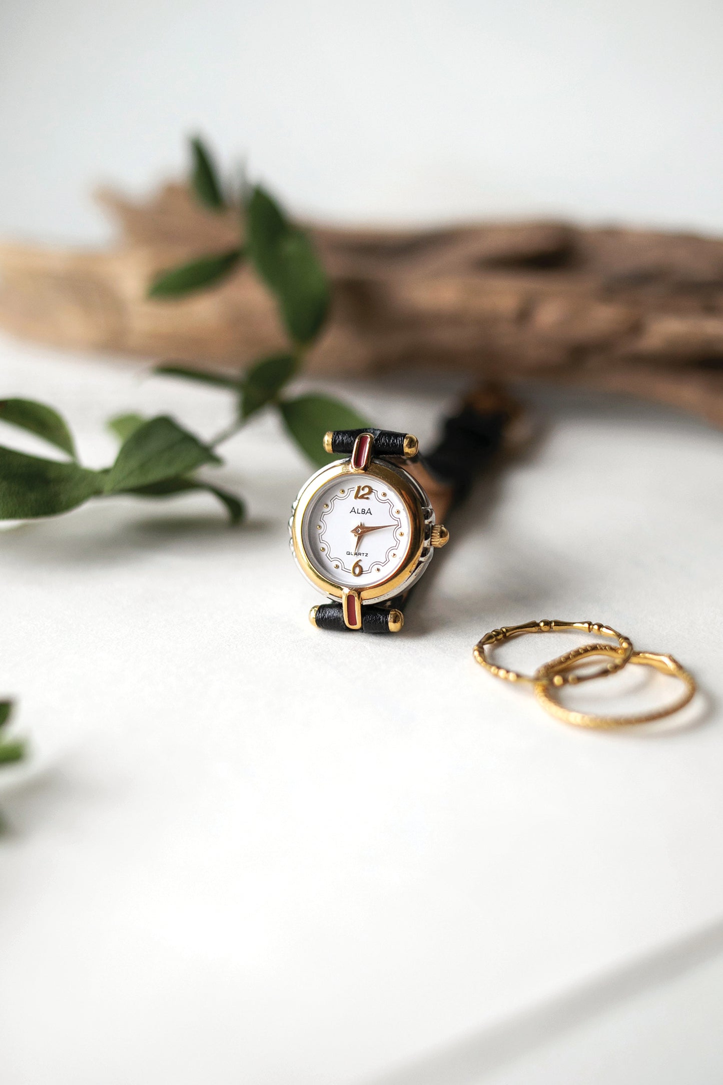 True Vintage: Alba A23 (Red)