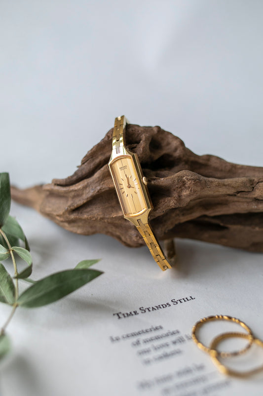 True Vintage: Seiko S170 (Gold)