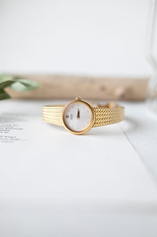 True Vintage: Seiko S207 (Aquamarine)