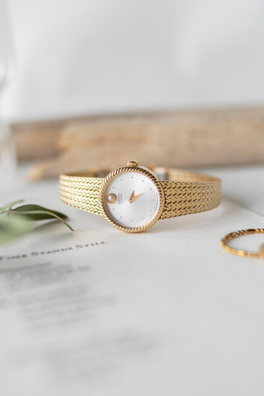 True Vintage: Seiko S206 (Pearl)