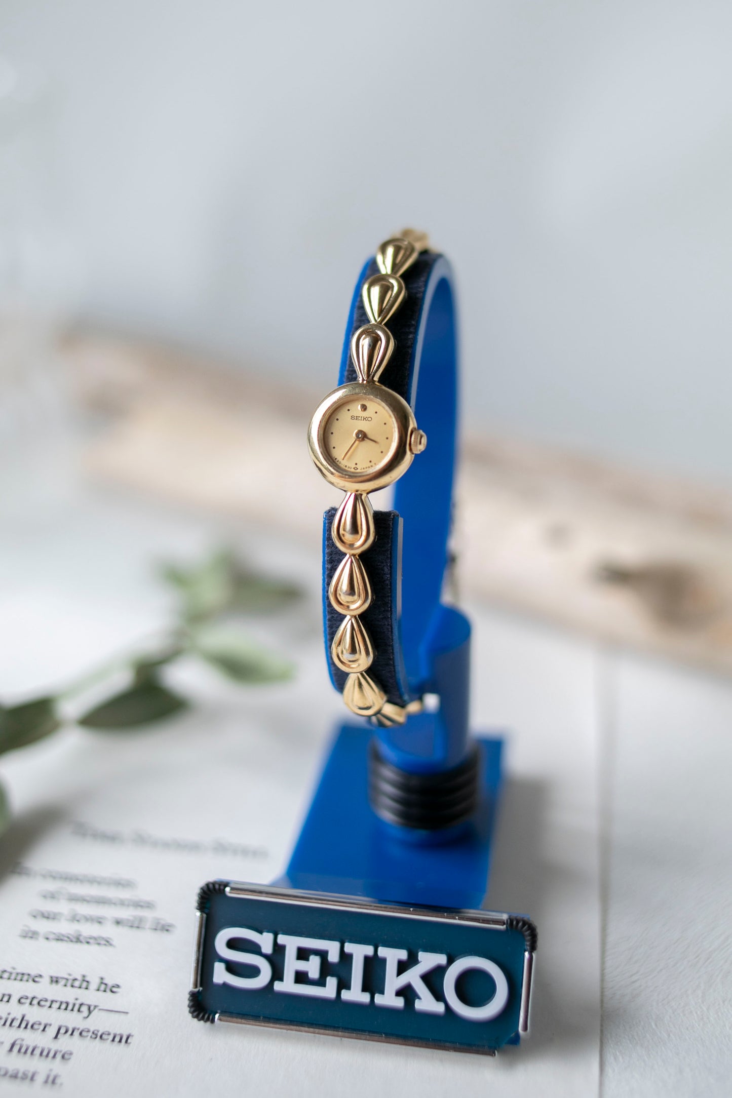 True Vintage: Seiko S217 (Gold) (10875045871775)