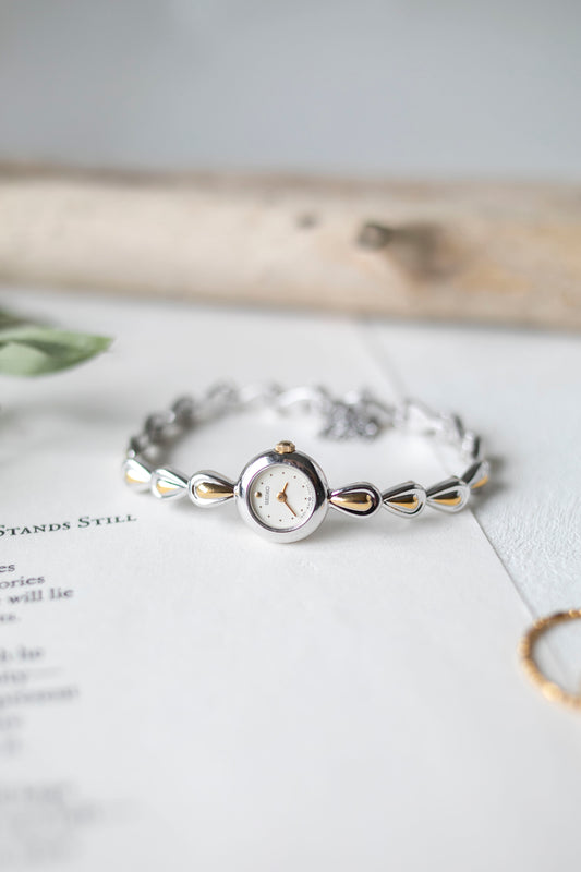 True Vintage: Seiko S217 (Dual-toned)