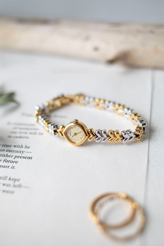 True Vintage: Seiko S228