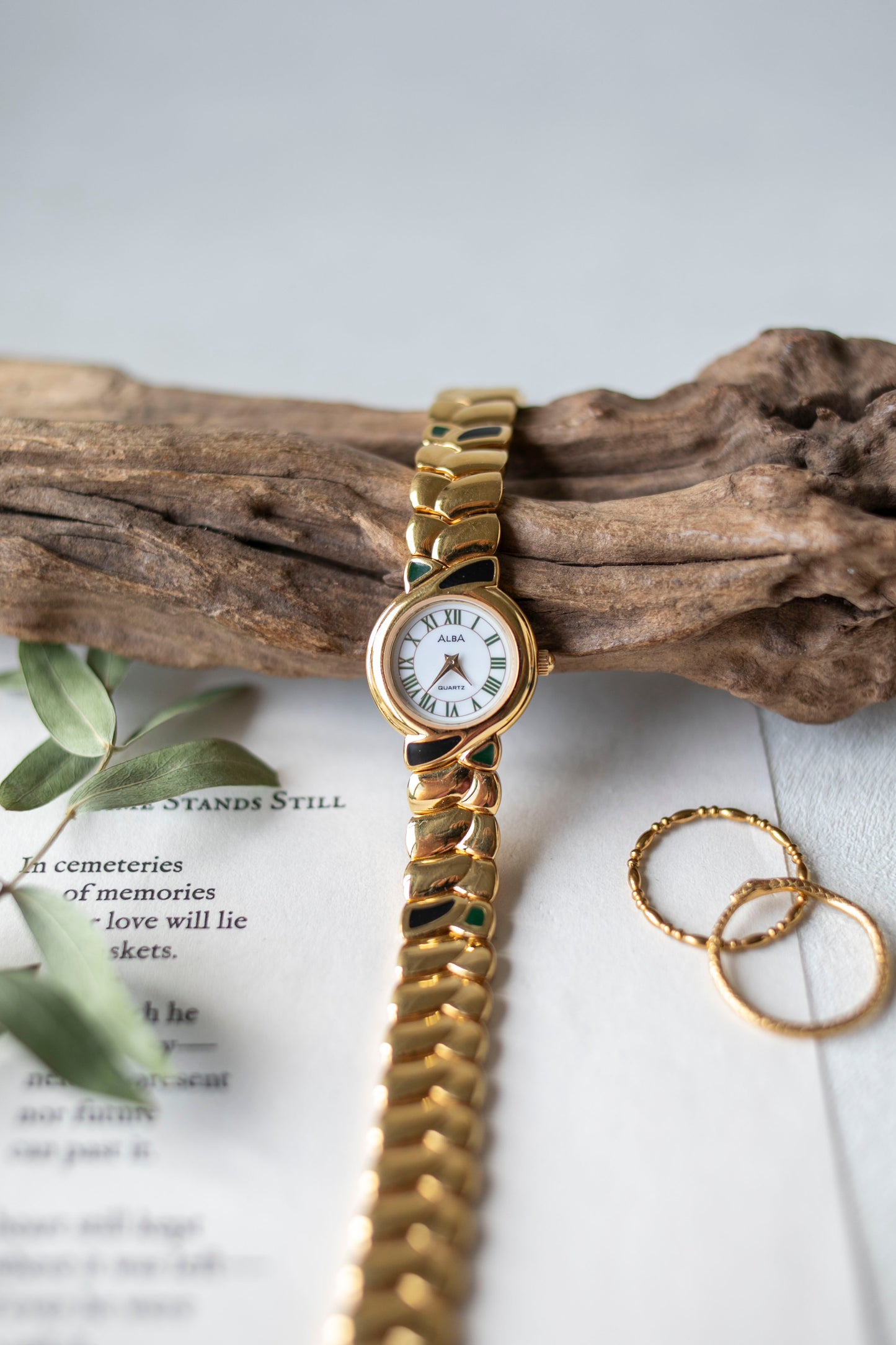 True Vintage: Alba A11 (White)