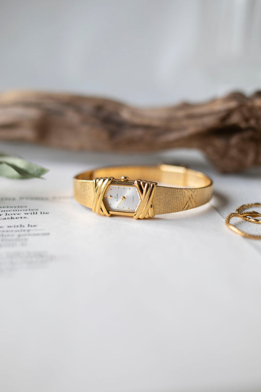 True Vintage: Elgin E8