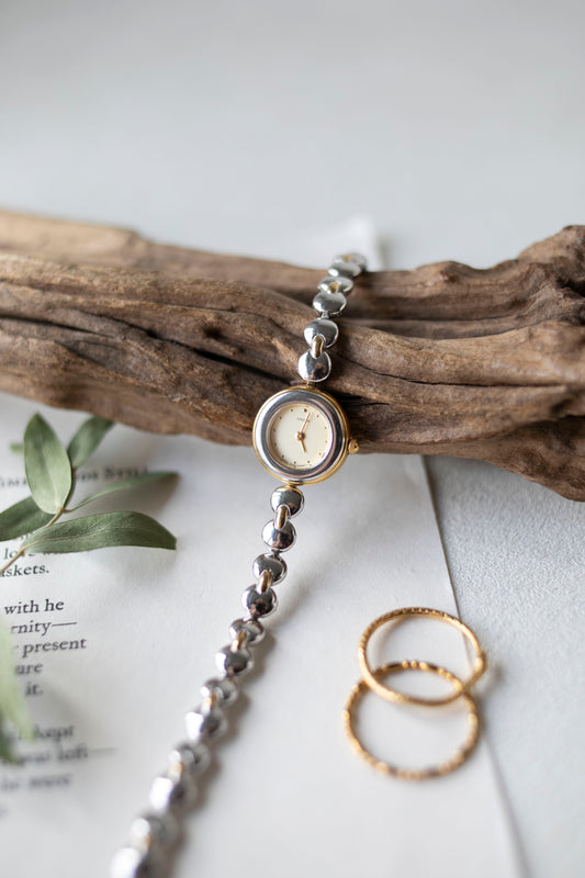 True Vintage: Citizen C10 (Silver)