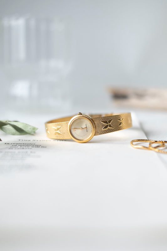 True Vintage: Seiko S242