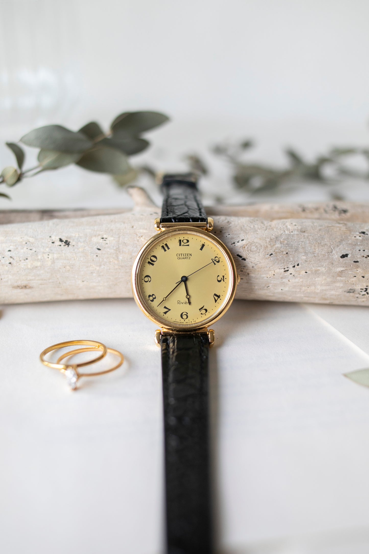 True Vintage: Citizen Gold Riviere