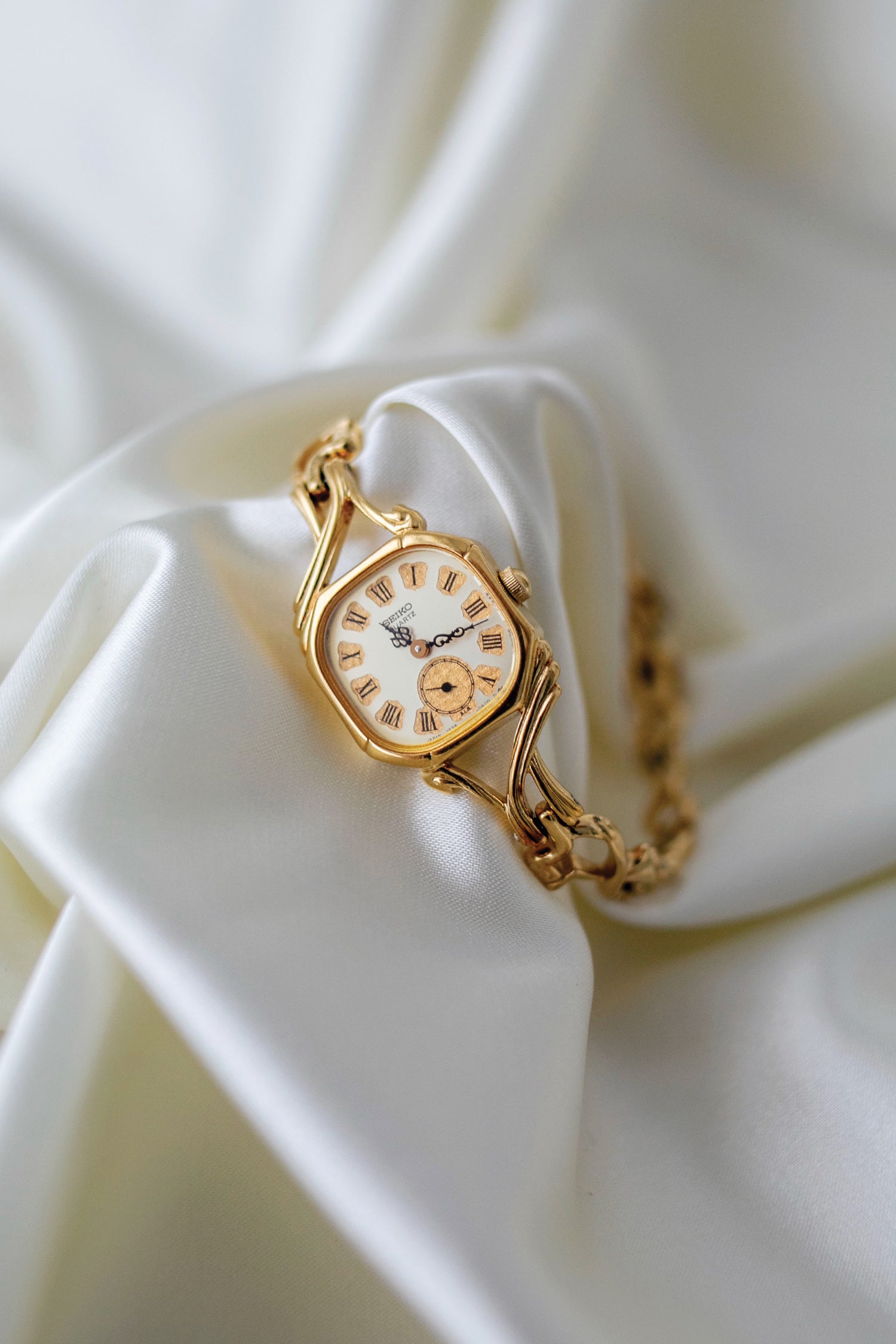 True Vintage: Seiko S379 (10911076483231) (10873422217375)