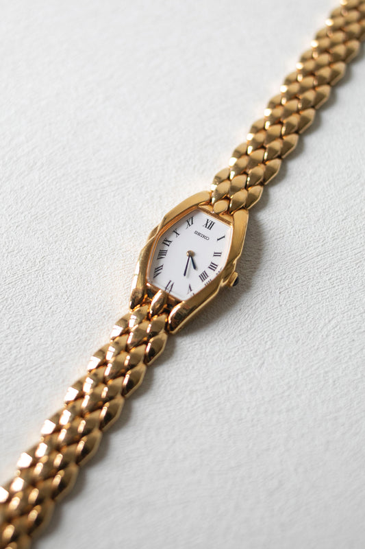 True Vintage: Seiko S16 (White)