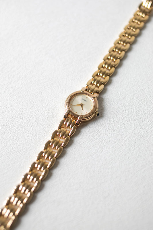True Vintage: Seiko S28 (Gold)