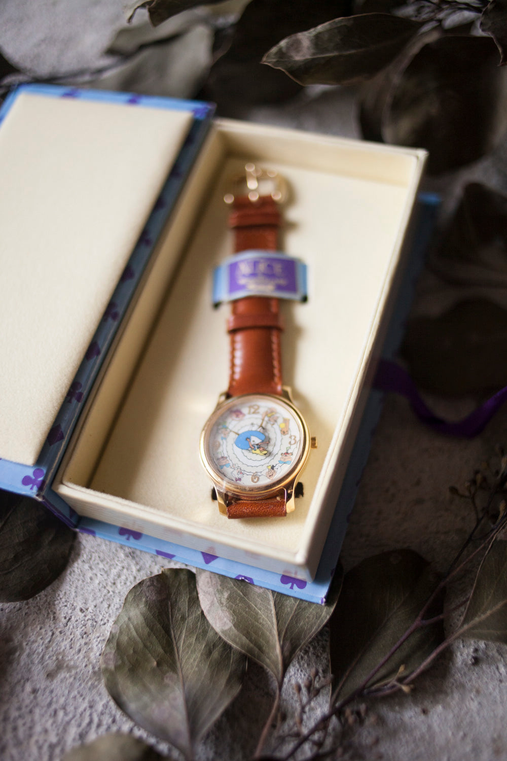 Premium Vintage: Alice in Wonderland